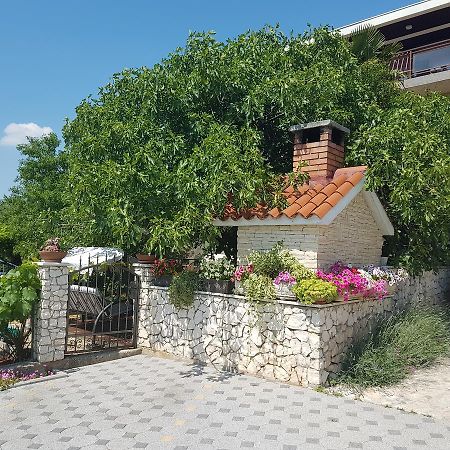 Apartment Adis Šibenik Buitenkant foto