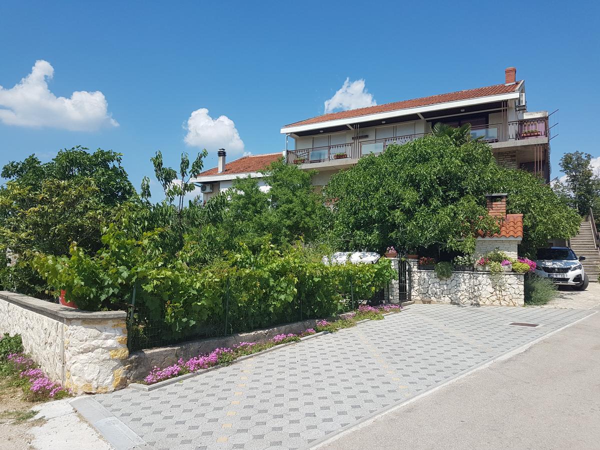 Apartment Adis Šibenik Buitenkant foto